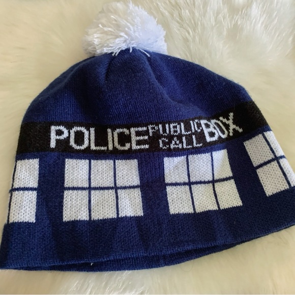 Doctor Who Tardis Knitted Pom Beanie Hat BBC LICENSED 
OS - Picture 3 of 7